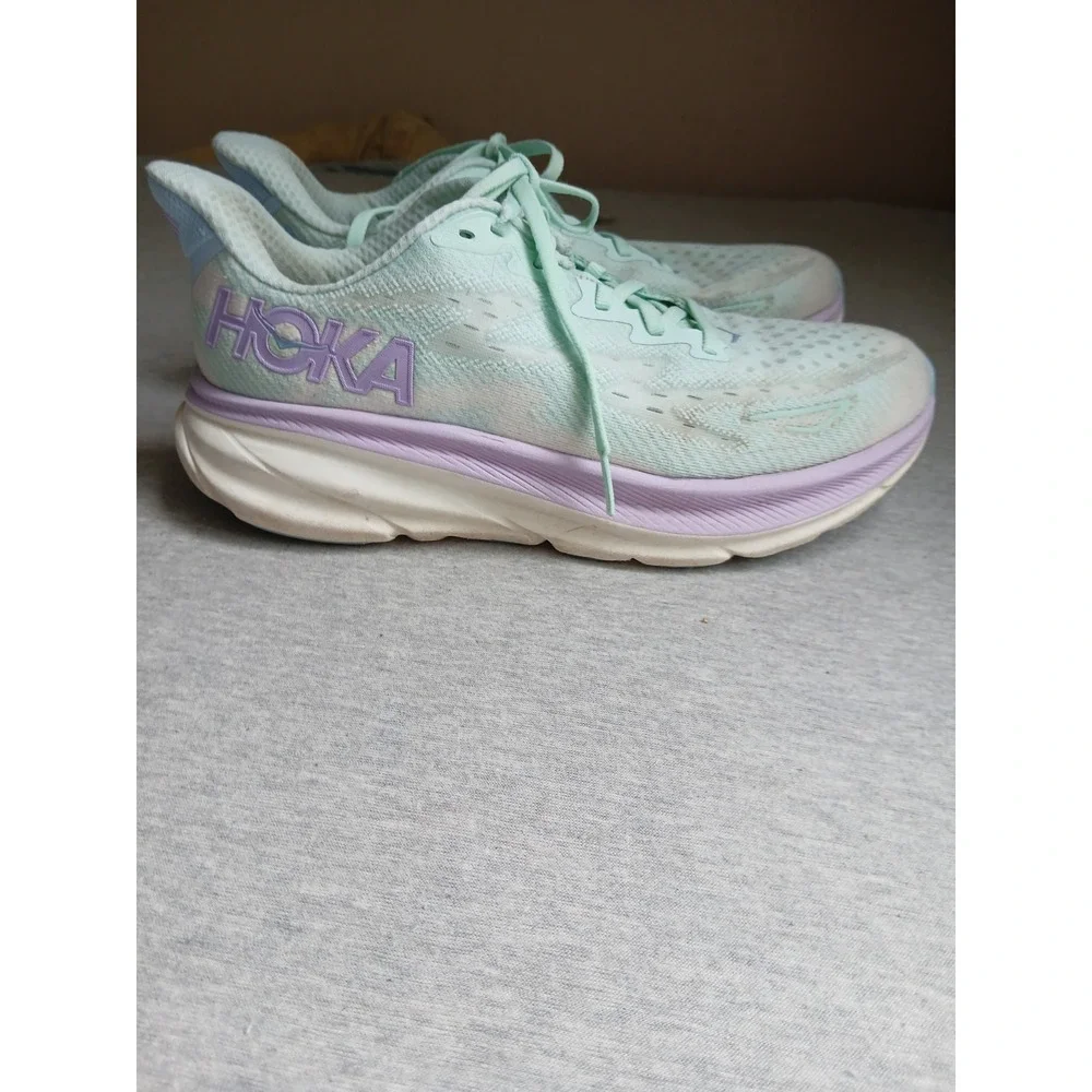 Hoka Womens 9 B Clifton 9 Sneakers Casual Athletic Running Active Blue Comfort
